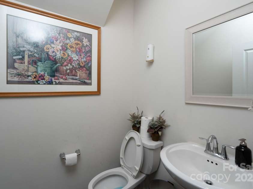 12009 Wild Ginger Lane, Charlotte, NC 28227.  MLS# CAR4293416, YatesRealty ID 394. 