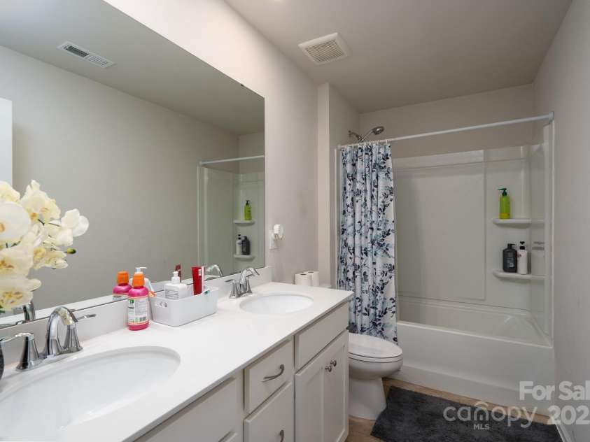 12009 Wild Ginger Lane, Charlotte, NC 28227.  MLS# CAR4293416, YatesRealty ID 394. 