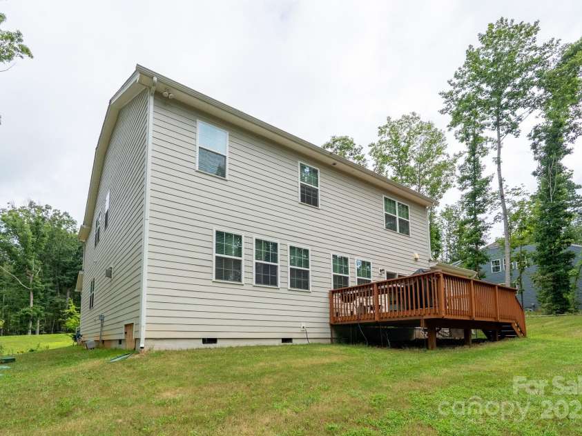 12009 Wild Ginger Lane, Charlotte, NC 28227.  MLS# CAR4293416, YatesRealty ID 394. 