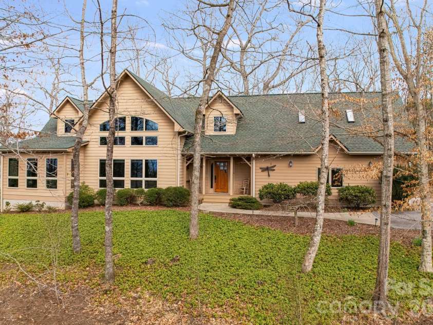 5584 Spring Road, Hendersonville, NC 28739.  MLS# CAR4350569, YatesRealty ID 3940. 
