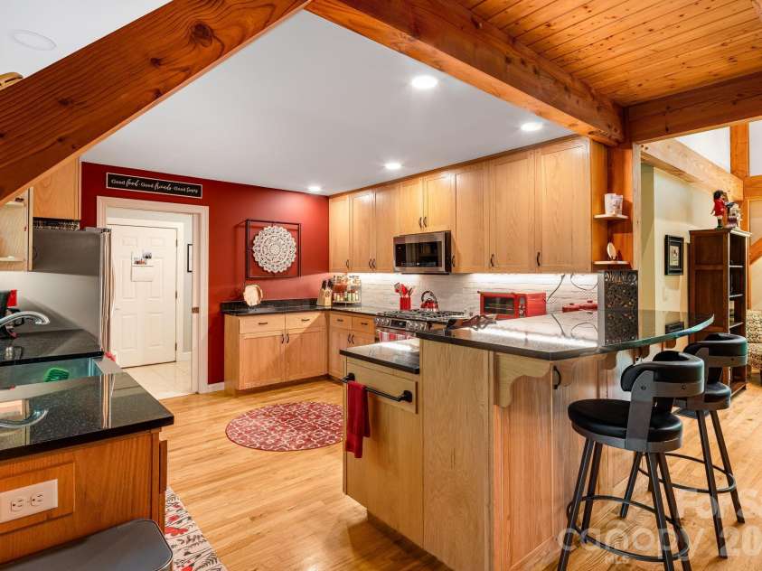 5584 Spring Road, Hendersonville, NC 28739.  MLS# CAR4350569, YatesRealty ID 3940. 
