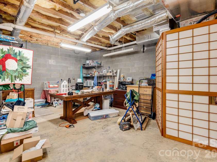 5584 Spring Road, Hendersonville, NC 28739.  MLS# CAR4350569, YatesRealty ID 3940. 