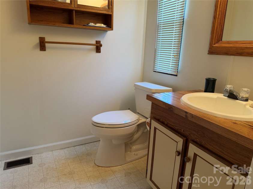 5720 Skyway Drive, Conover, NC 28613.  MLS# CAR4406645, YatesRealty ID 39400. 