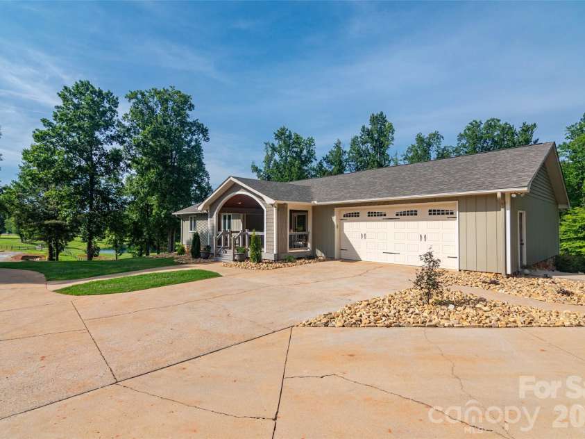 304 McMurray Road, Rutherfordton, NC 28139.  MLS# CAR4406206, YatesRealty ID 39403. 
