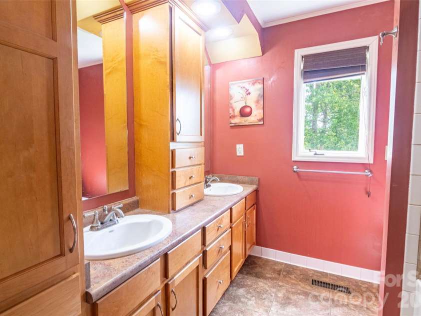 304 McMurray Road, Rutherfordton, NC 28139.  MLS# CAR4406206, YatesRealty ID 39403. 