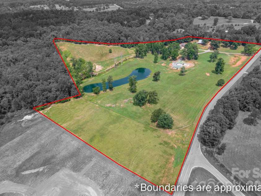304 McMurray Road, Rutherfordton, NC 28139.  MLS# CAR4406206, YatesRealty ID 39403. 