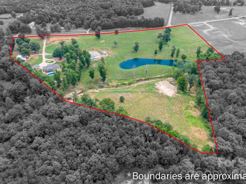 304 McMurray Road, Rutherfordton, NC 28139.  MLS# CAR4406206, YatesRealty ID 39403. 