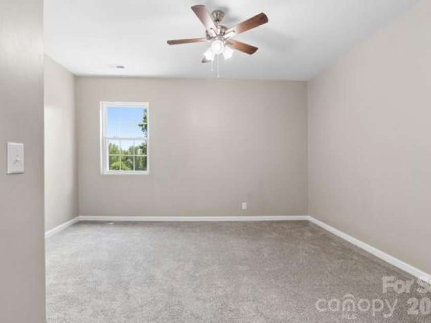 607 Lee Avenue, Wadesboro, NC 28170.  MLS# CAR4405753, YatesRealty ID 39406. 