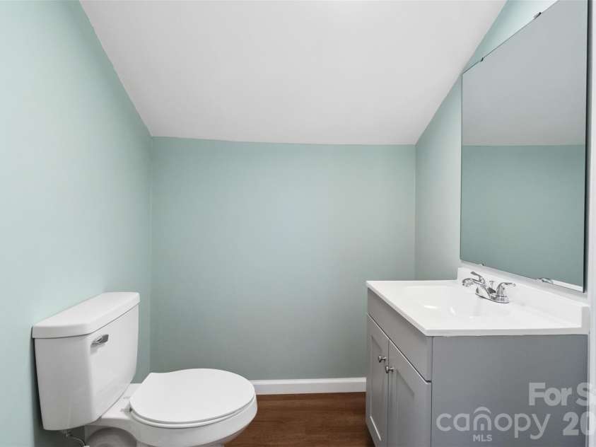 607 Lee Avenue, Wadesboro, NC 28170.  MLS# CAR4405753, YatesRealty ID 39406. Half Bath