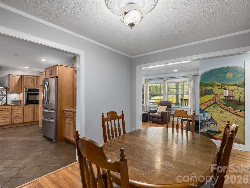 8 Mulberry Court, Arden, NC 28704.  MLS# CAR4406888, YatesRealty ID 39408. 
