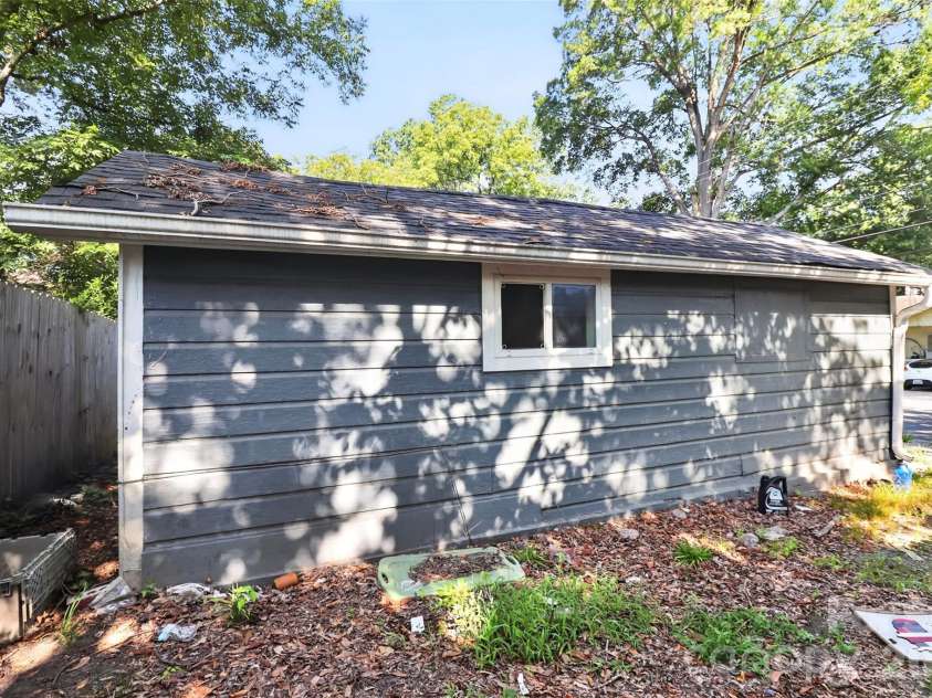 905 Rankin Avenue, Gastonia, NC 28052.  MLS# CAR4406305, YatesRealty ID 39409. 