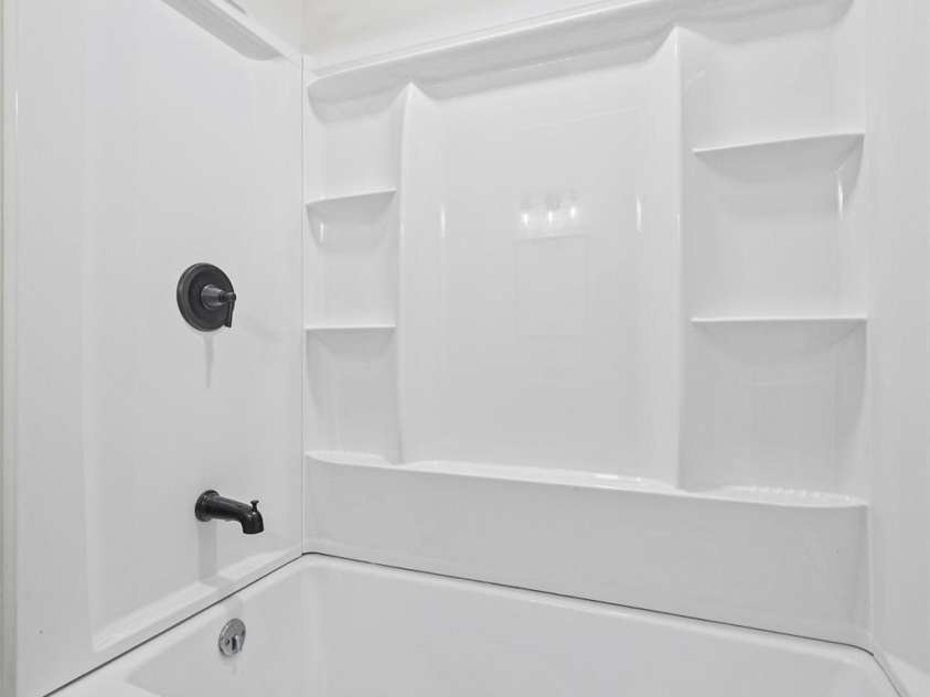 725 Forest Drive, Rock Hill, SC 29730.  MLS# CAR4403194, YatesRealty ID 39411. 