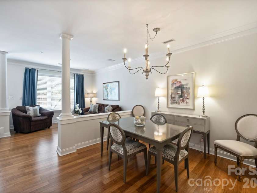 1144 Hampton Gardens Lane, Charlotte, NC 28209.  MLS# CAR4406848, YatesRealty ID 39413. 