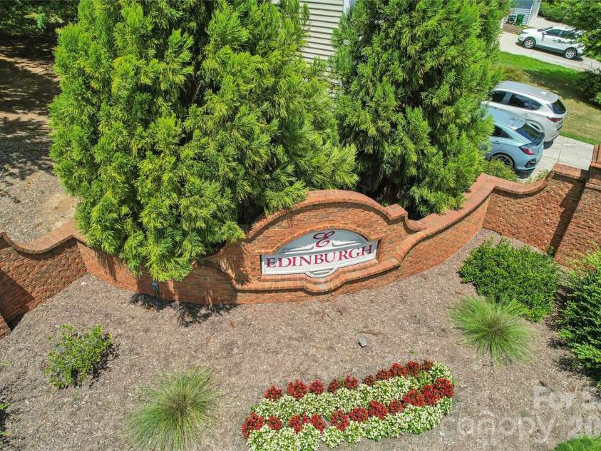 15114 Edindale Drive, Charlotte, NC 28277.  MLS# CAR4406080, YatesRealty ID 39415. 