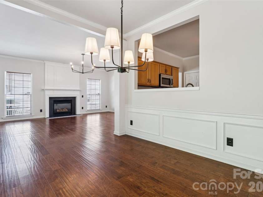 15114 Edindale Drive, Charlotte, NC 28277.  MLS# CAR4406080, YatesRealty ID 39415. 