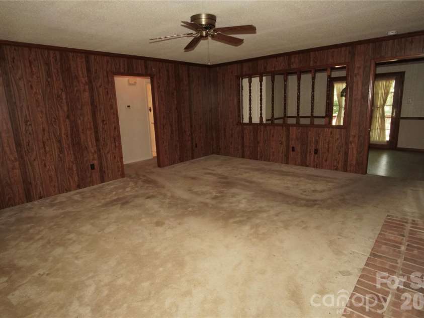 1534 Daybreak Ridge Road, Kannapolis, NC 28081.  MLS# CAR4406522, YatesRealty ID 39417. 