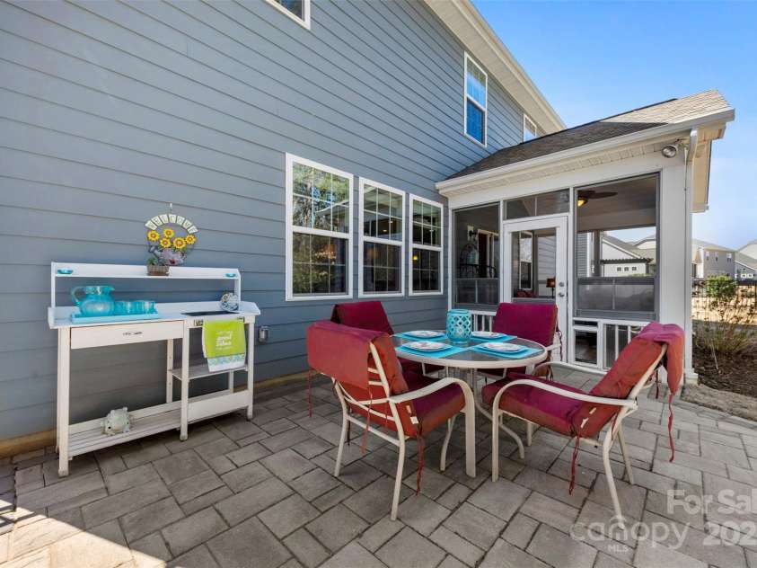 15916 Foreleigh Road, Huntersville, NC 28078.  MLS# CAR4235476, YatesRealty ID 3942. 