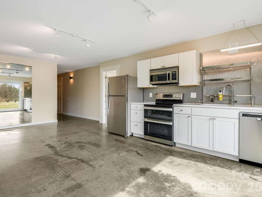 76 Murray Debruhl Road, Alexander, NC 28701.  MLS# CAR4345165, YatesRealty ID 3942. 2nd Kitchen