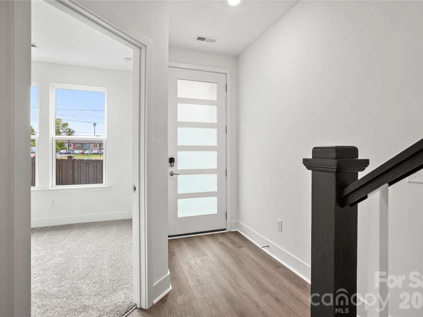 1009 Revival Row, Charlotte, NC 28208.  MLS# CAR4406936, YatesRealty ID 39420. 