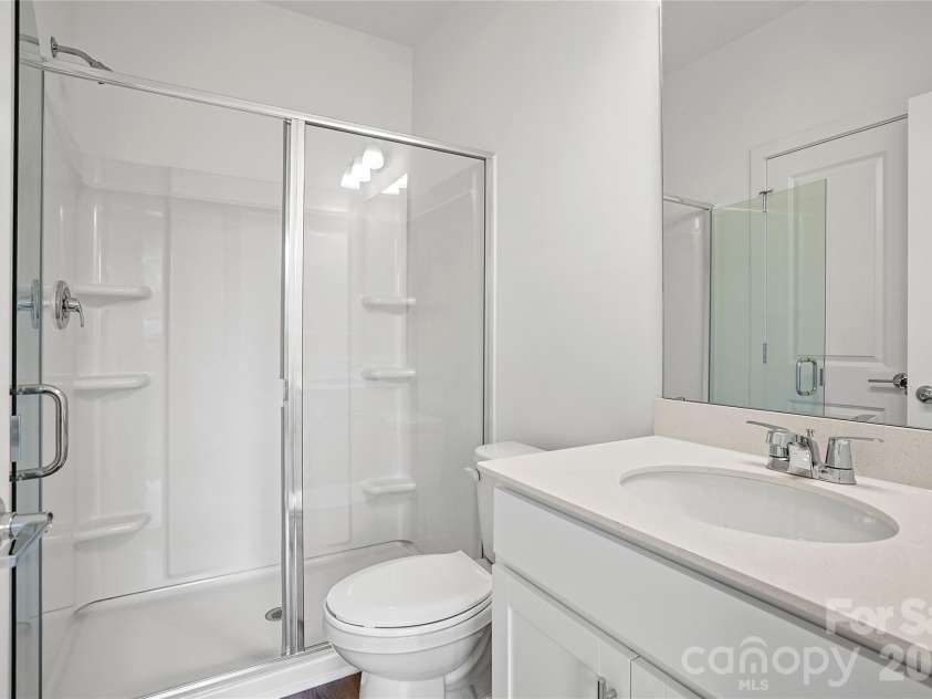 1009 Revival Row, Charlotte, NC 28208.  MLS# CAR4406936, YatesRealty ID 39420. 
