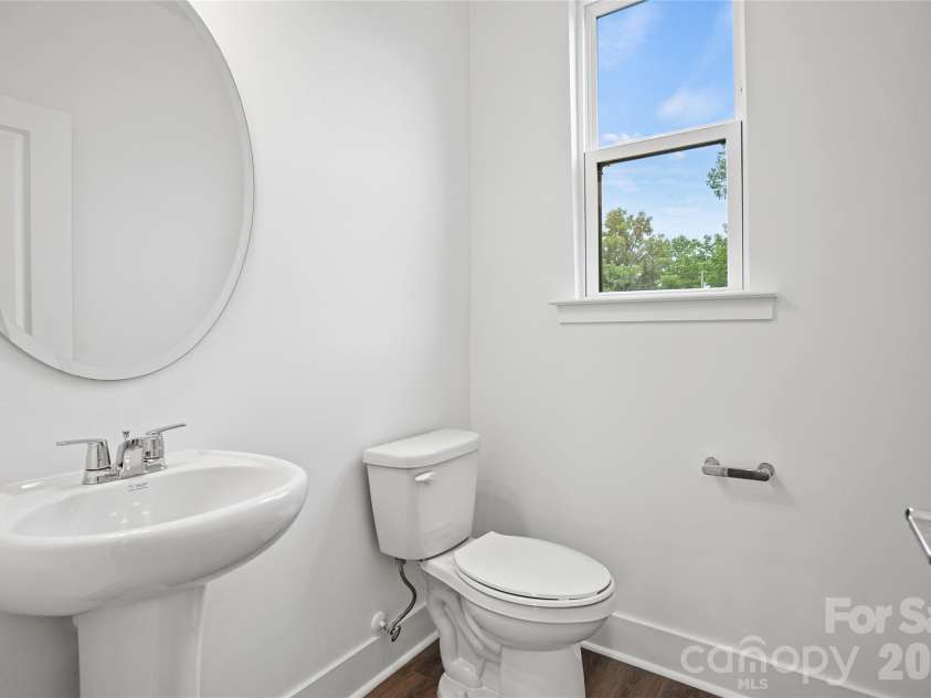 1009 Revival Row, Charlotte, NC 28208.  MLS# CAR4406936, YatesRealty ID 39420. 