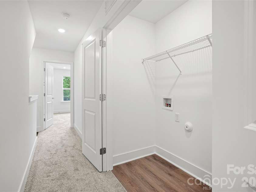 1009 Revival Row, Charlotte, NC 28208.  MLS# CAR4406936, YatesRealty ID 39420. 