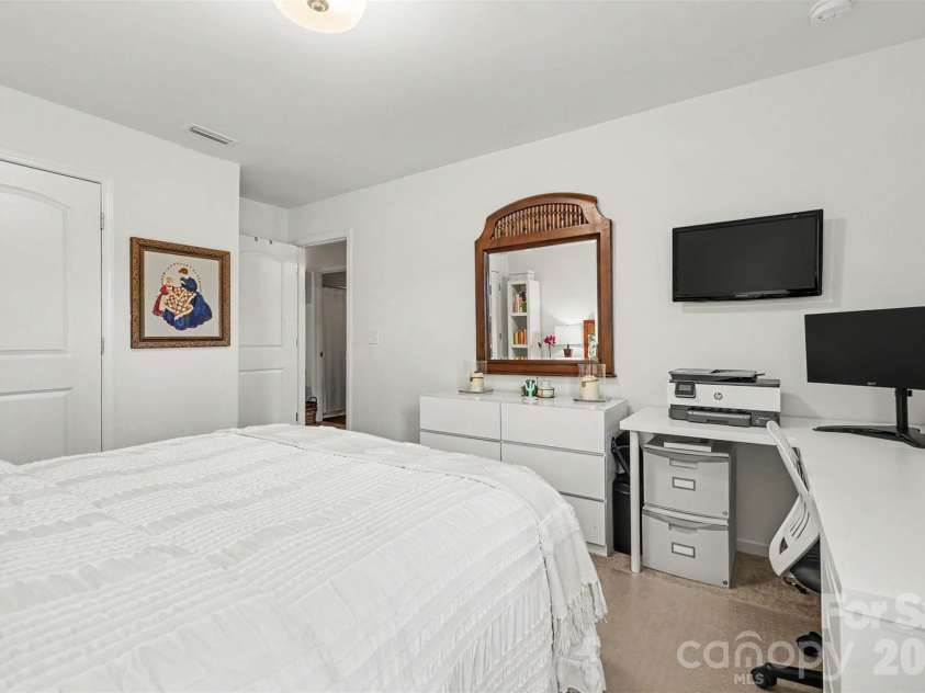 7563 Hartsfield Drive, Lancaster, SC 29720.  MLS# CAR4406745, YatesRealty ID 39421. 