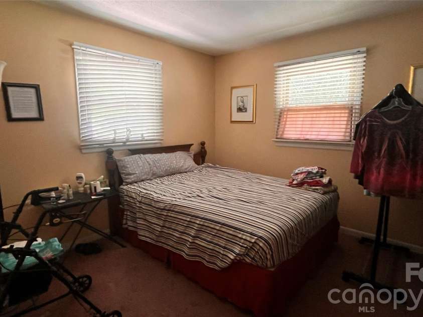410 Thompson Street, Stanley, NC 28164.  MLS# CAR4406815, YatesRealty ID 39424. 