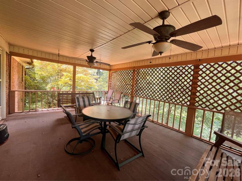 410 Thompson Street, Stanley, NC 28164.  MLS# CAR4406815, YatesRealty ID 39424. 