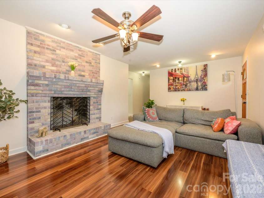 1106 Robinhood Lane, Kannapolis, NC 28081.  MLS# CAR4406023, YatesRealty ID 39426. 