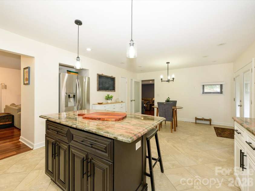 1106 Robinhood Lane, Kannapolis, NC 28081.  MLS# CAR4406023, YatesRealty ID 39426. 
