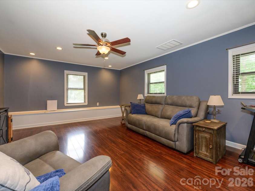 1106 Robinhood Lane, Kannapolis, NC 28081.  MLS# CAR4406023, YatesRealty ID 39426. 
