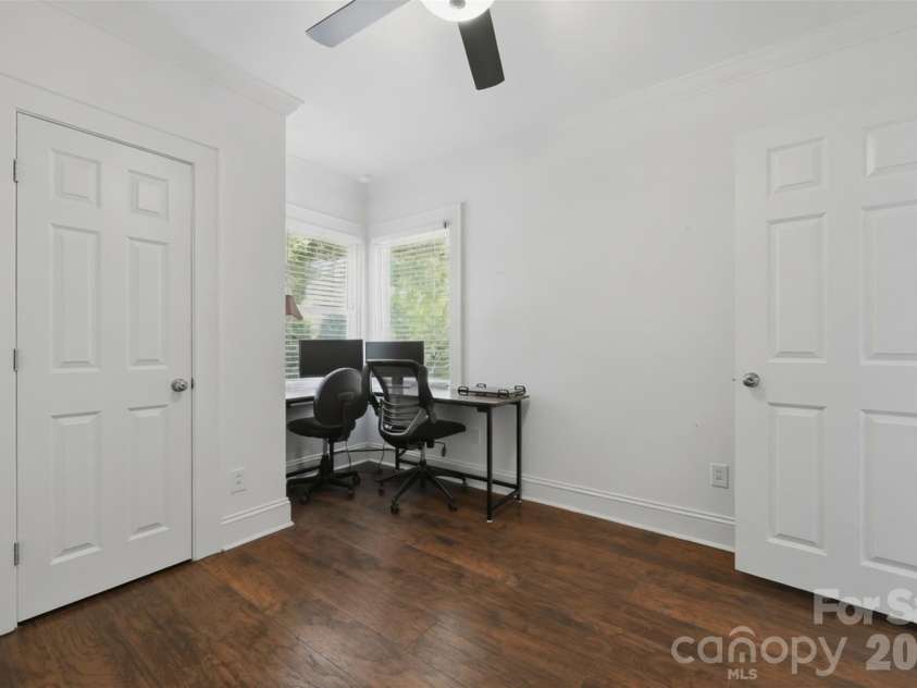 104 31st Avenue, Hickory, NC 28601.  MLS# CAR4400944, YatesRealty ID 39427. 