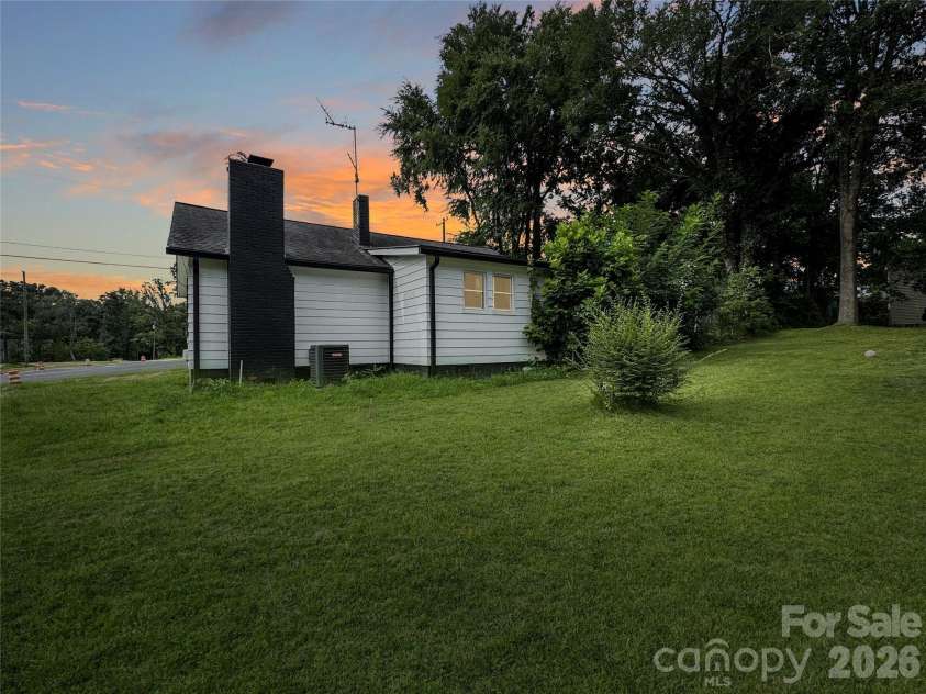 1310 Meadow Avenue, Kannapolis, NC 28083.  MLS# CAR4406498, YatesRealty ID 39429. 