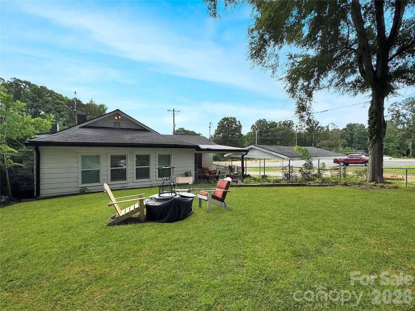 1310 Meadow Avenue, Kannapolis, NC 28083.  MLS# CAR4406498, YatesRealty ID 39429. 