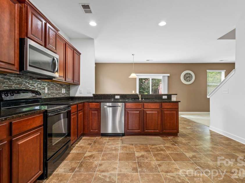 149 Wellshire Street, Mooresville, NC 28115.  MLS# CAR4286260, YatesRealty ID 3943. 