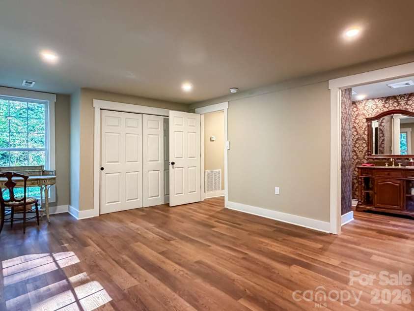 283 Robin Drive, Marion, NC 28752.  MLS# CAR4427914, YatesRealty ID 3943. 