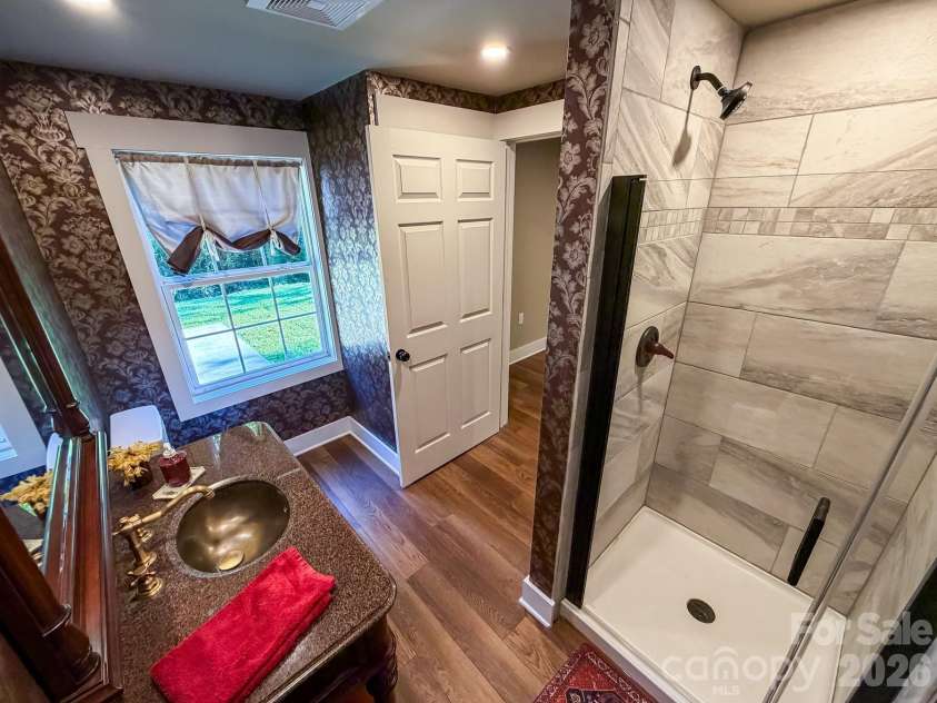 283 Robin Drive, Marion, NC 28752.  MLS# CAR4427914, YatesRealty ID 3943. 