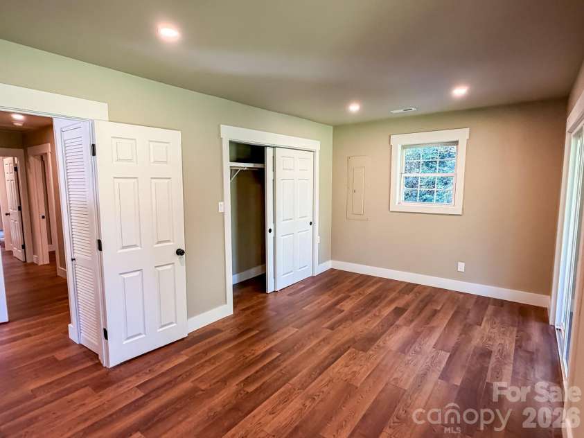 283 Robin Drive, Marion, NC 28752.  MLS# CAR4427914, YatesRealty ID 3943. 