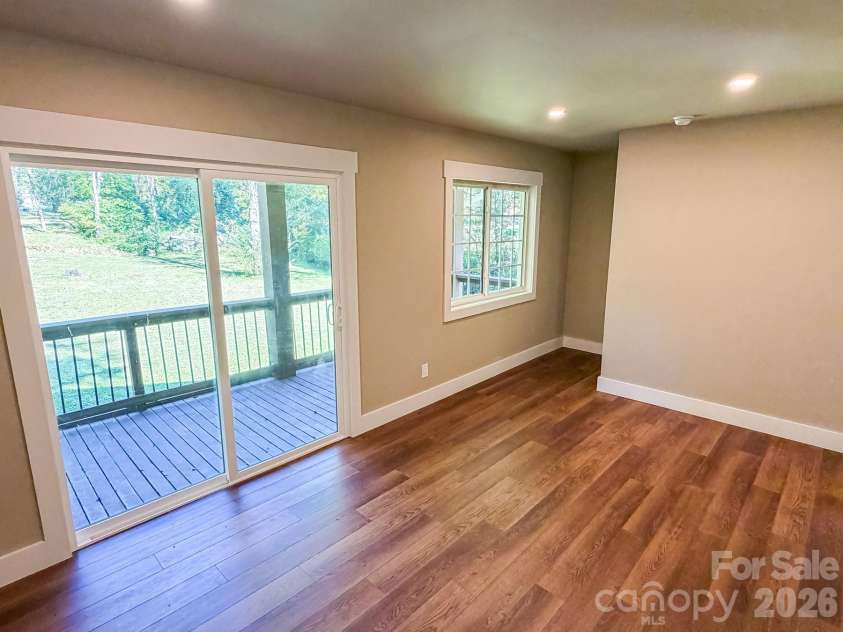 283 Robin Drive, Marion, NC 28752.  MLS# CAR4427914, YatesRealty ID 3943. 
