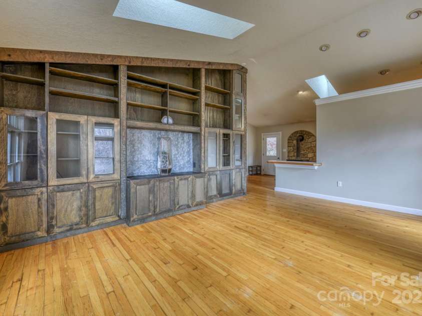 534 Parson Branch Road, Green Mountain, NC 28740.  MLS# CAR4197787, YatesRealty ID 3943. 