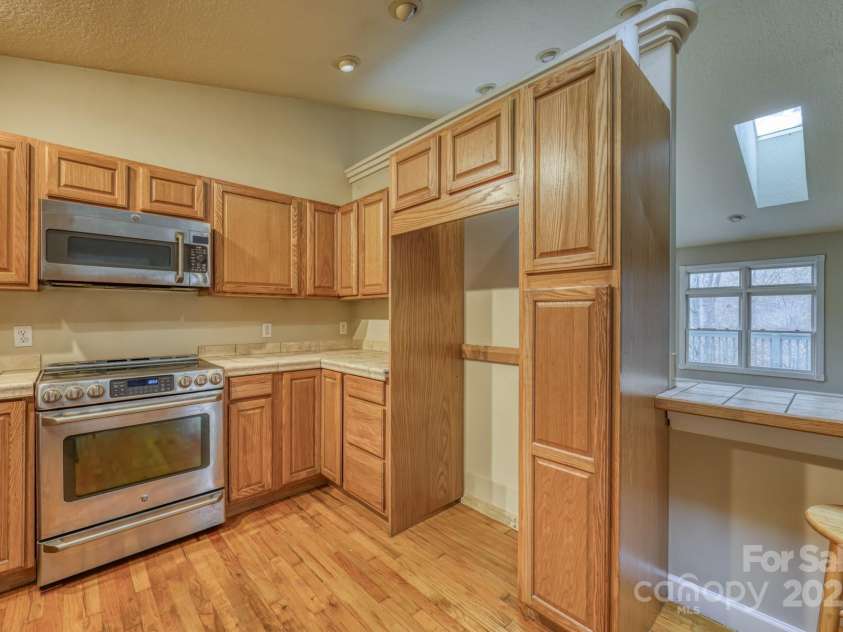 534 Parson Branch Road, Green Mountain, NC 28740.  MLS# CAR4197787, YatesRealty ID 3943. 