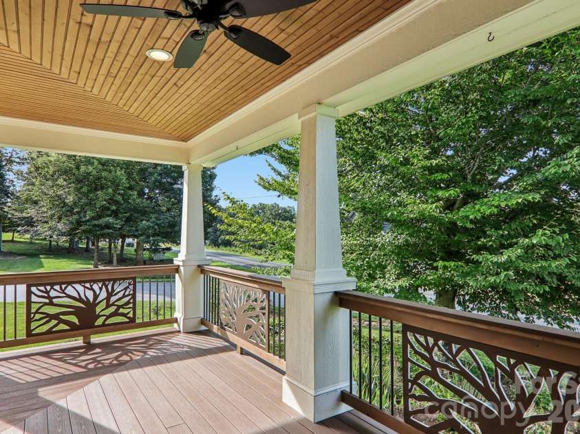 17 Hamilton Woods Lane, Etowah, NC 28729.  MLS# CAR4397460, YatesRealty ID 39431. 