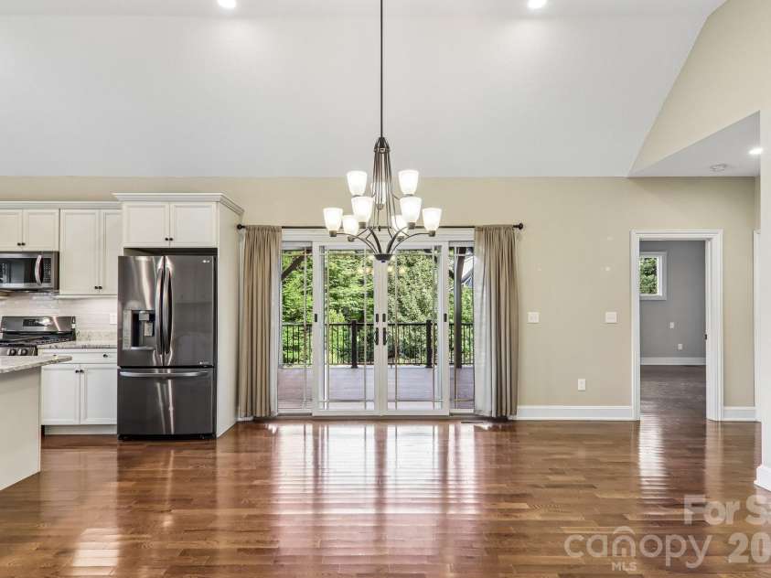 17 Hamilton Woods Lane, Etowah, NC 28729.  MLS# CAR4397460, YatesRealty ID 39431. 
