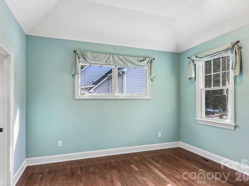 17 Hamilton Woods Lane, Etowah, NC 28729.  MLS# CAR4397460, YatesRealty ID 39431. 