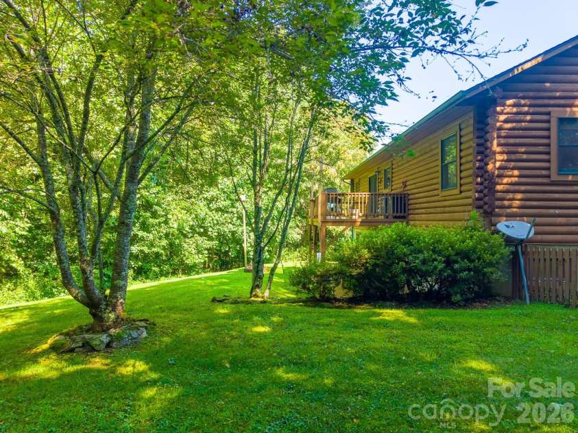 91 Tibi Lane, Waynesville, NC 28785.  MLS# CAR4405996, YatesRealty ID 39433. 
