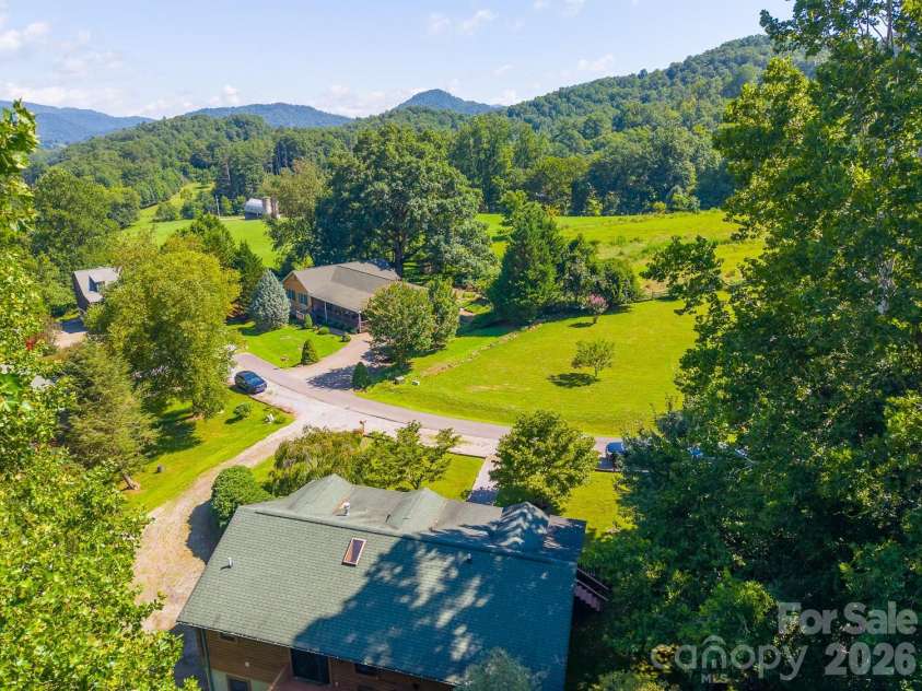 91 Tibi Lane, Waynesville, NC 28785.  MLS# CAR4405996, YatesRealty ID 39433. 