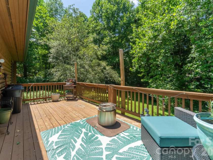91 Tibi Lane, Waynesville, NC 28785.  MLS# CAR4405996, YatesRealty ID 39433. Balcony