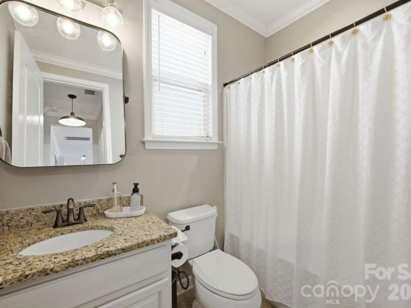 12604 Congregation Drive, Charlotte, NC 28278.  MLS# CAR4405985, YatesRealty ID 39434. 