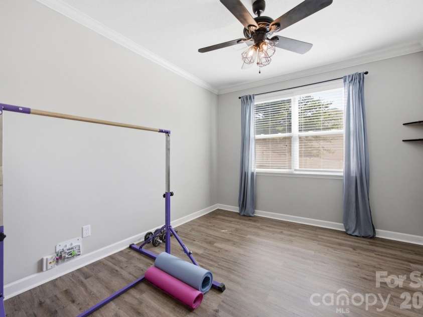 12604 Congregation Drive, Charlotte, NC 28278.  MLS# CAR4405985, YatesRealty ID 39434. 